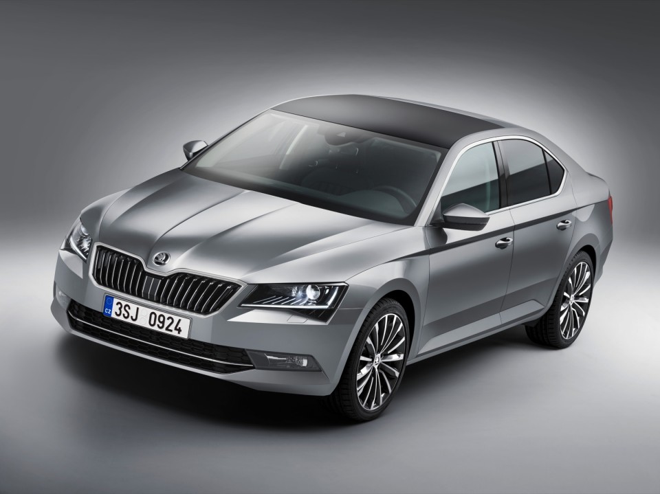 SKODA SUPERB