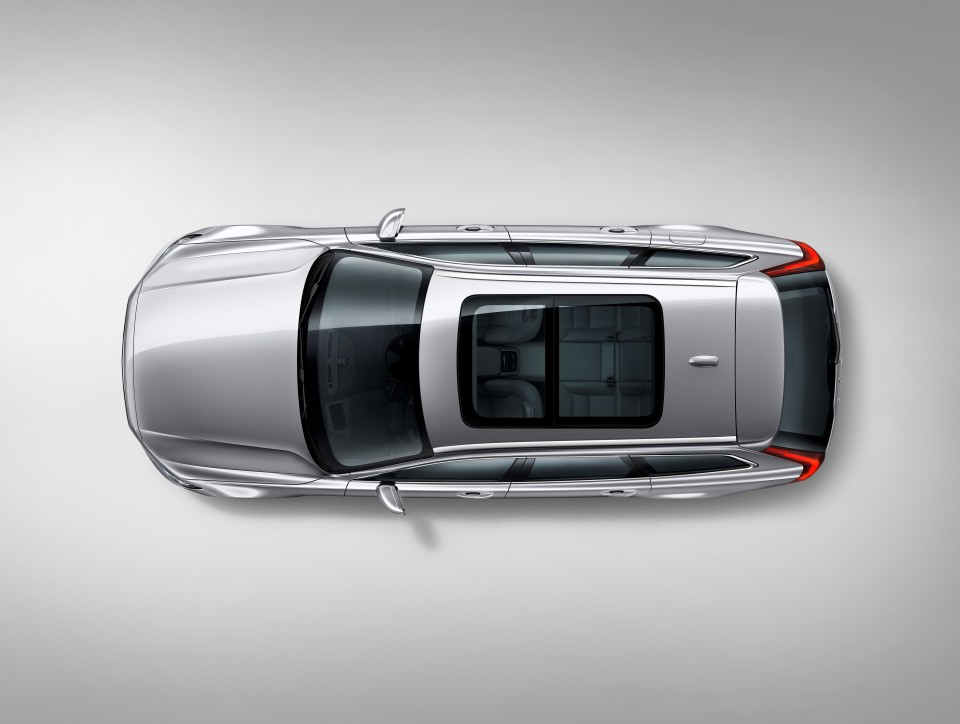 Volvo V90 Studio bird's eye view