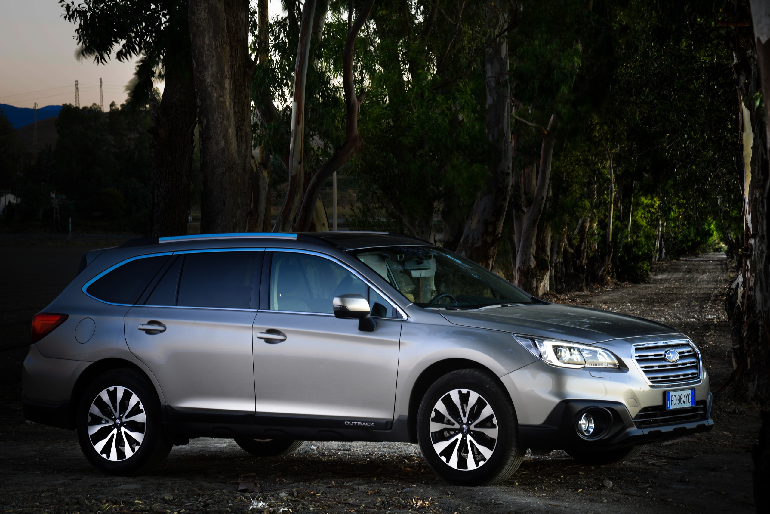 lrpix5-subaru-outback-7