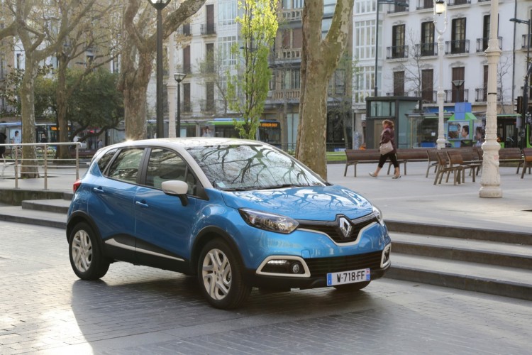 RENAULT CAPTUR