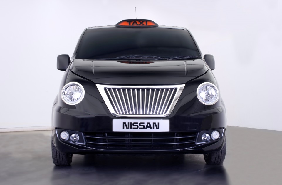 nissan-rivela-il-nuovo-frontale-del-suo-taxi-per-londra-e-su-misura-per-rispettare-la-tradizione-dei-black-cabs-113307_1_5