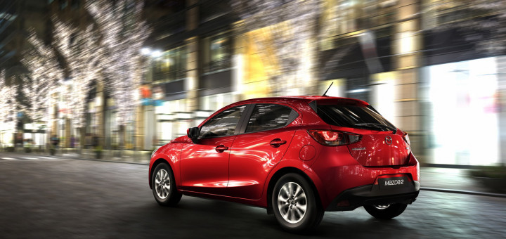 MAZDA 2