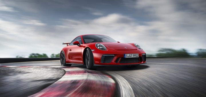 PORSCHE 911 GT3 - IN TV SU DRIVELIFE DEL 25 MARZO